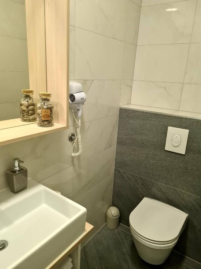 סלאבונסקי ברוד Bonitos, Sobe-Rooms מראה חיצוני תמונה